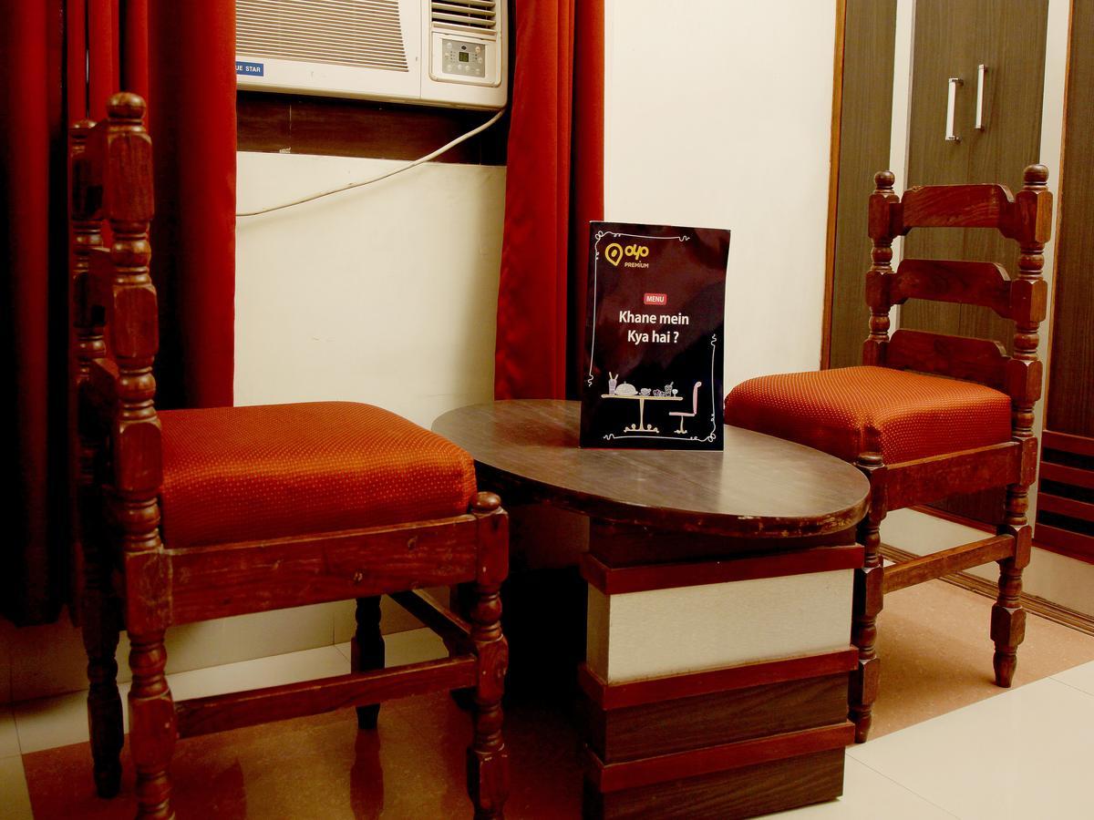 Oyo 2054 New Hotel Broadway - Varanasi — Photos 1