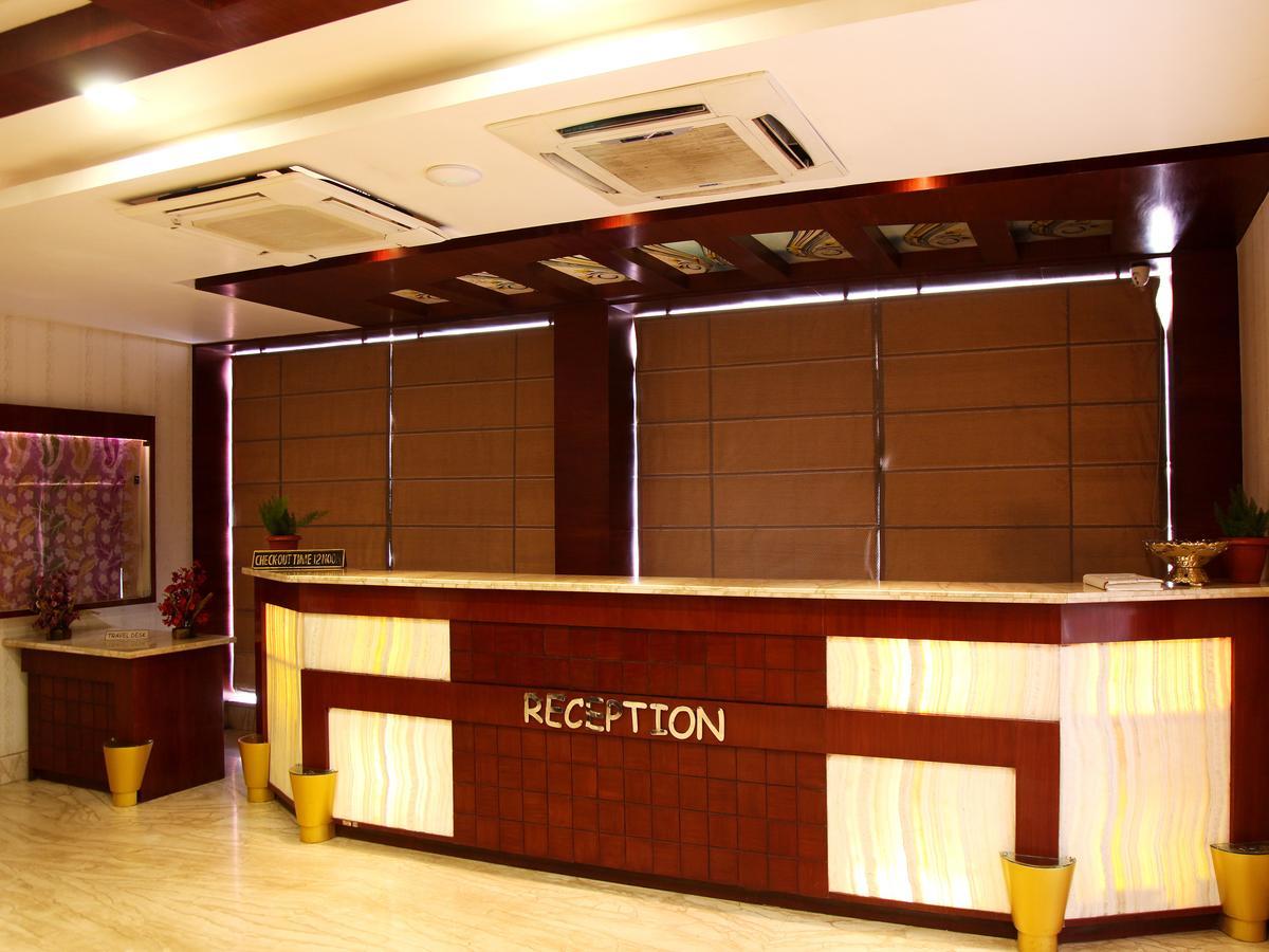 Oyo 2054 New Hotel Broadway - Varanasi, Varanasi